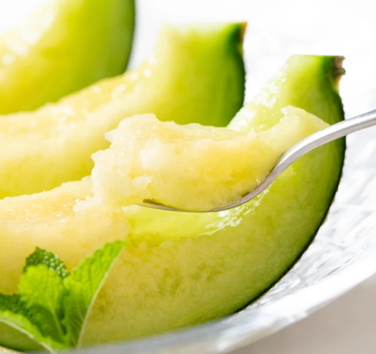 長崎産 超特大メロン「愛菜グリーン」 青肉 3.5kg前後×1玉【常温】