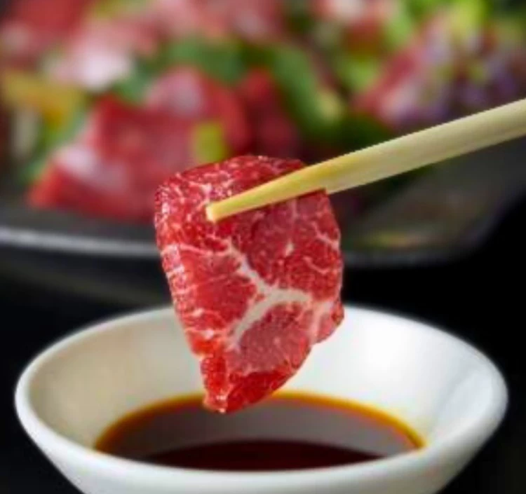 熊本鮮馬刺しスライス食べ比べ 4袋セット(赤身40g×2・霜降り40g×2)タレ付き