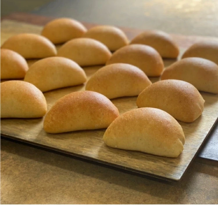 農家直送＜玄米ペーストクリームぱん＞12個入り