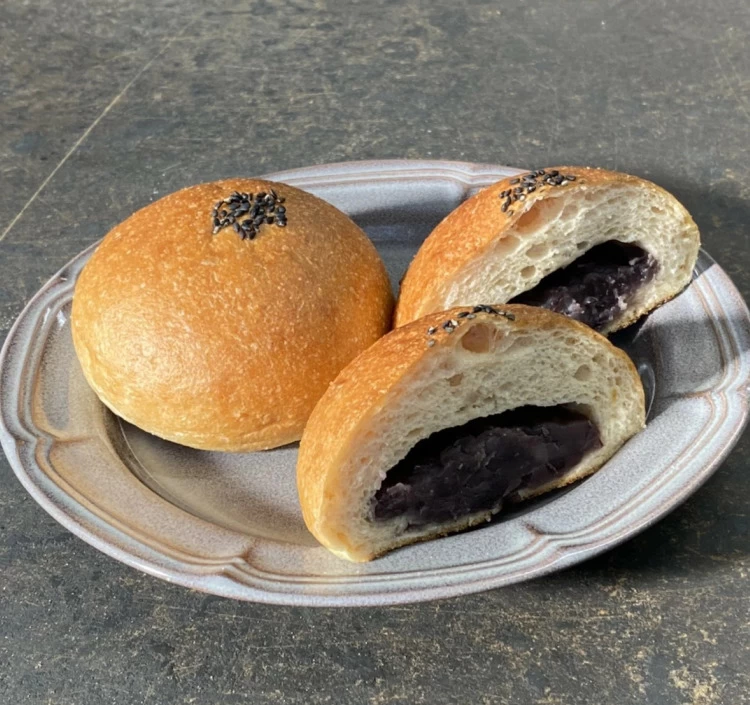 玄米ペーストあんぱん