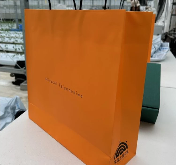 常陸太陽の庭トマトジュース（180ｍｌ）５本入り贈答用ＢＯＸオリジナルラベル・ショッパー付き