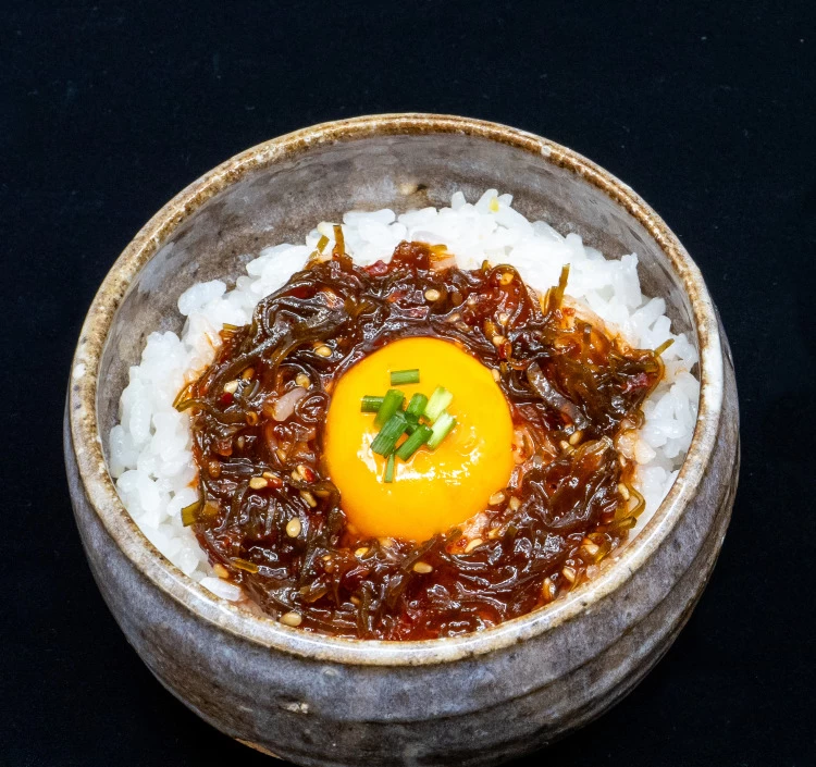 北海道産がごめ昆布のとろとろキムチ和え