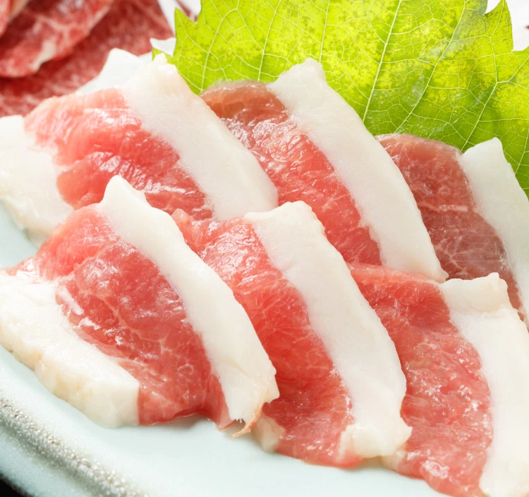 馬刺し フタエゴ〈希少部位〉約240g(2つに分けて真空パック)