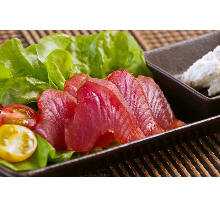 【食べてビックリ】マグロの生ハム 1本【凄く生ハム】