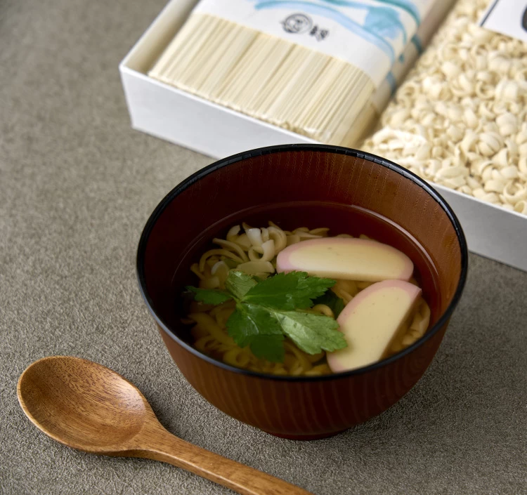 珍しいふし麺付き