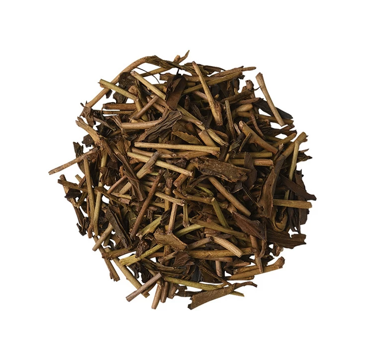 一番茶の茎と葉をバランス良く配合し、じっくり深く炒ることで香ばしい香りと旨みを引き出しました。