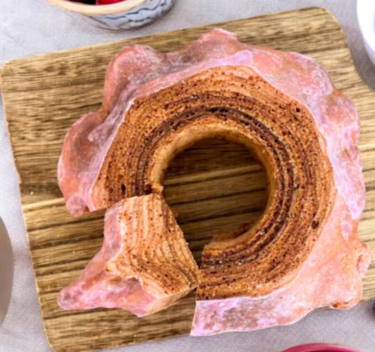 ベリーベリーハードバウムクーヘン