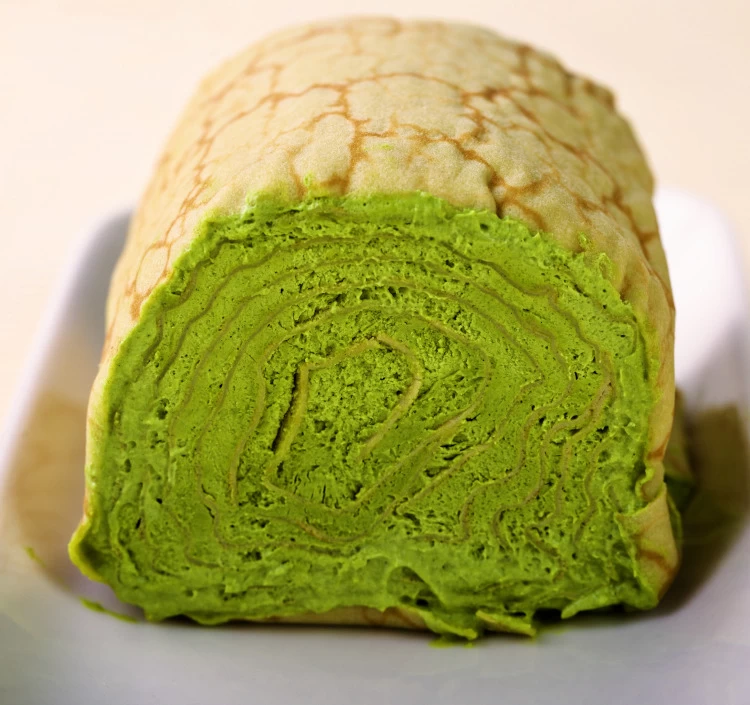ミルクレープロール宇治抹茶