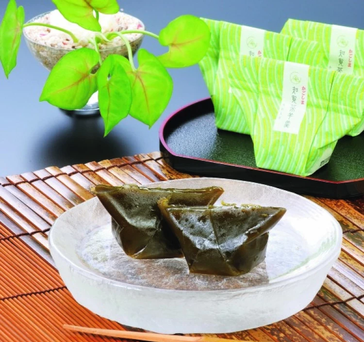 知覧茶ようかん　Cセット 羊羹×５個、粉末緑茶（50ｇ）×1