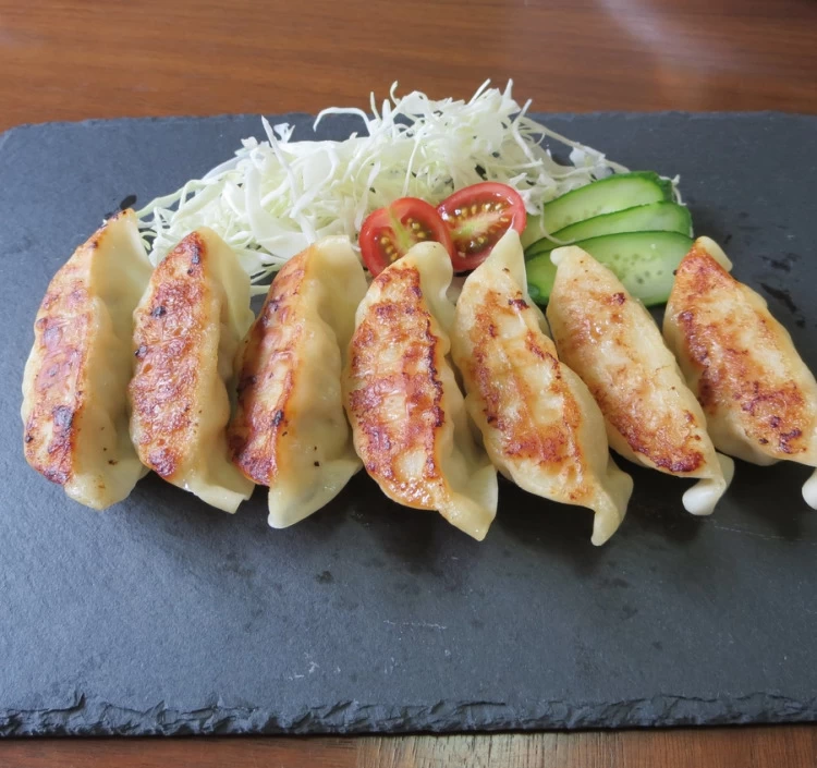 【冷凍】しもにた肉焼売4個入×4P 下仁田ミートのもつ煮込1P 下仁田ミートの肉餃子1袋