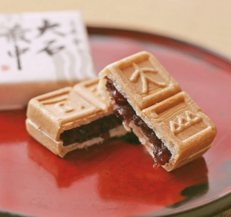 匠壽庵大石最中5個・石山弄月5個入