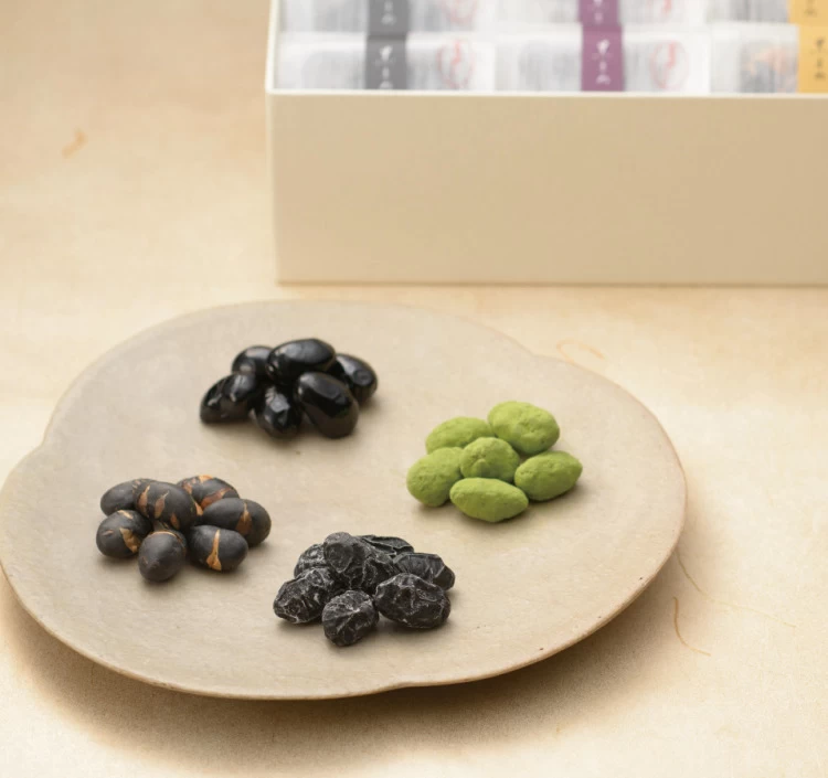 丹波黒大豆本来のおいしさを味わえる４種類の黒まめ菓子