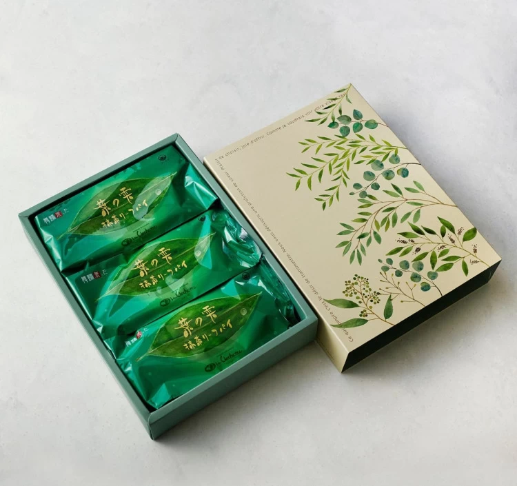 葉の雫 抹茶リーフパイ 9枚入り 【手提げ紙袋付き】