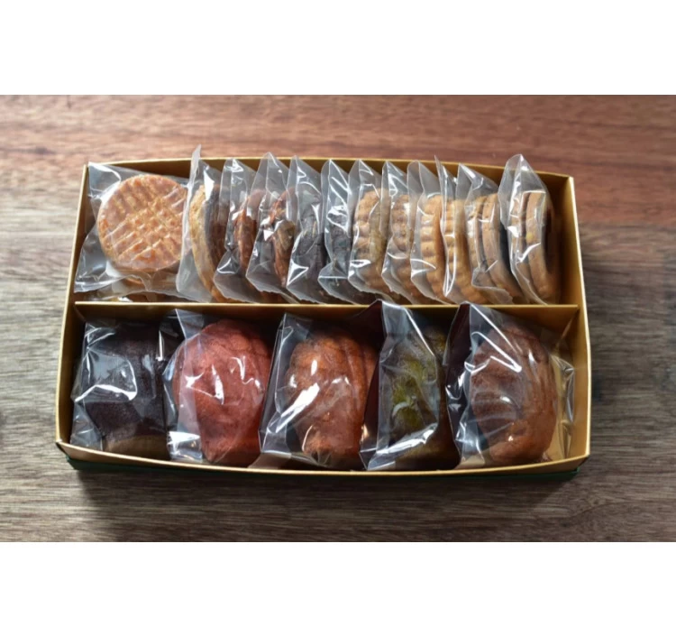 ギフトセット クッキー14枚、マドレーヌ5個