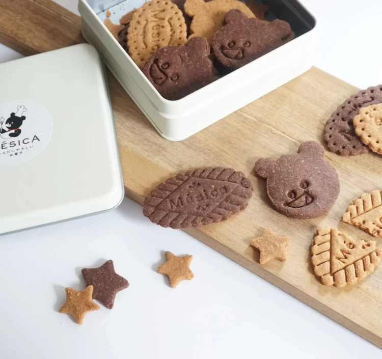 米粉ミーシカビスケット缶