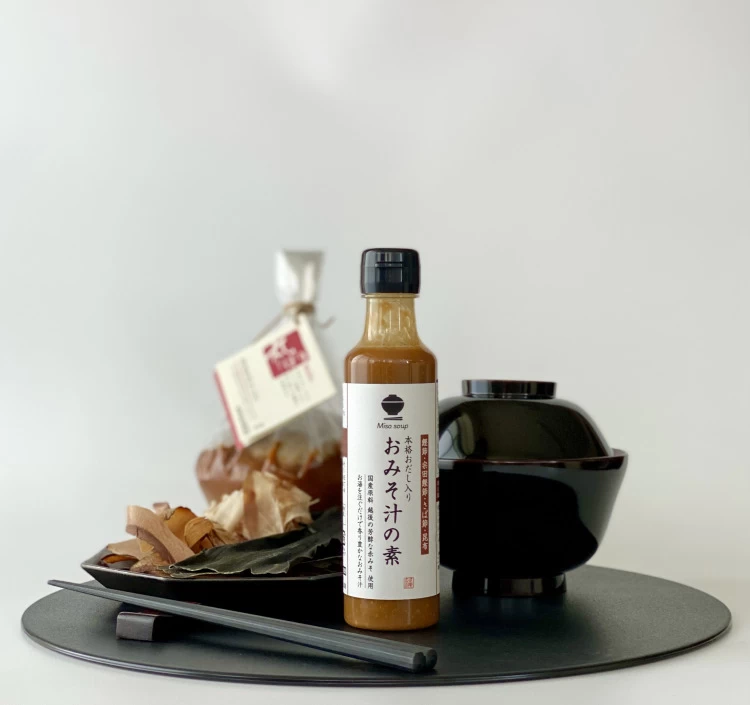 おみそ汁の素(越後赤みそ) 200ml