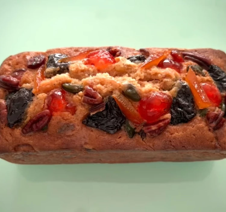 プレミアムフルーツケーキ