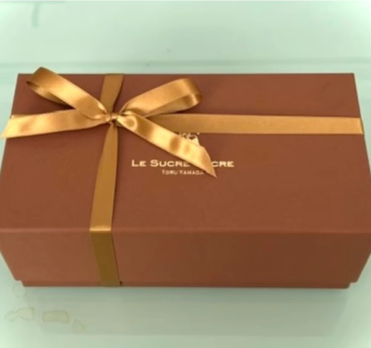 プレミアムフルーツケーキ