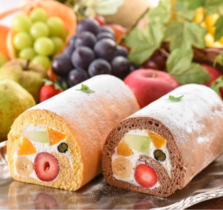 フルーツロールケーキ