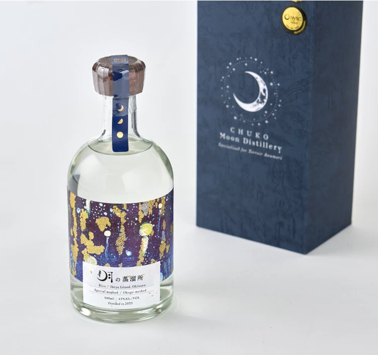 月の蒸溜所43度500ml