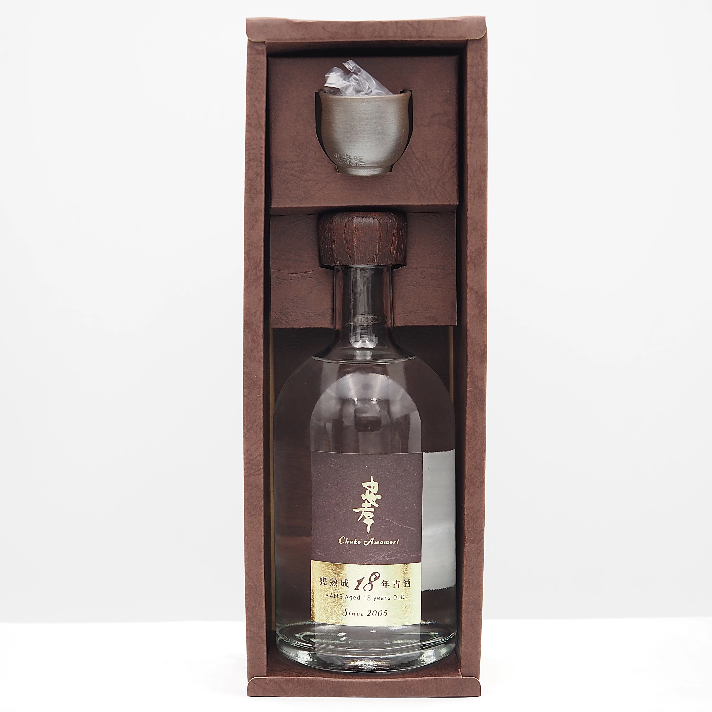 忠孝 甕熟成18年古酒40度500ml＞｜泡盛をお取り寄せ・通販するなら【旅色】