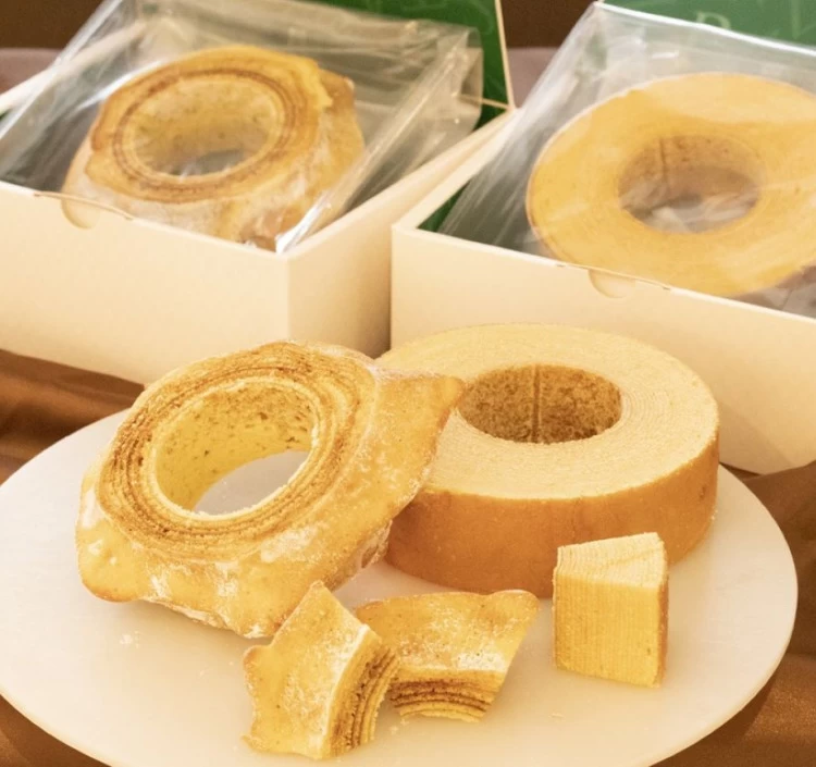 青山バウムクーヘン