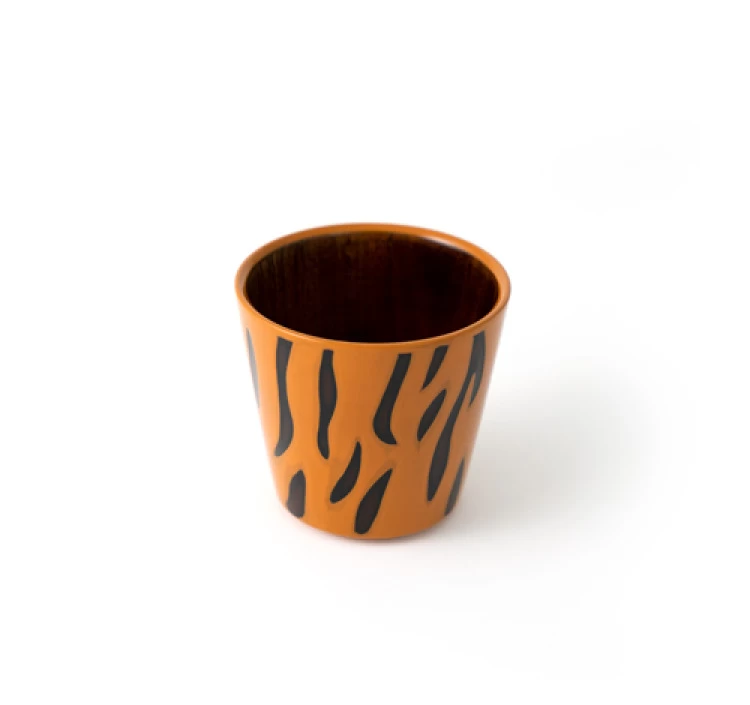 木製・漆塗 彫漆の虎柄