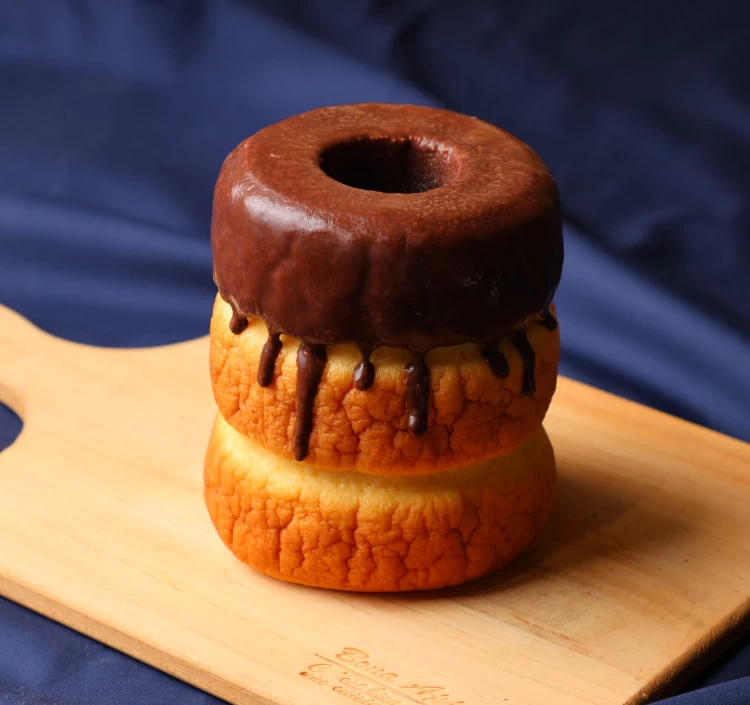 奇跡の半熟!生バームクーヘン【ミルクショコラ】