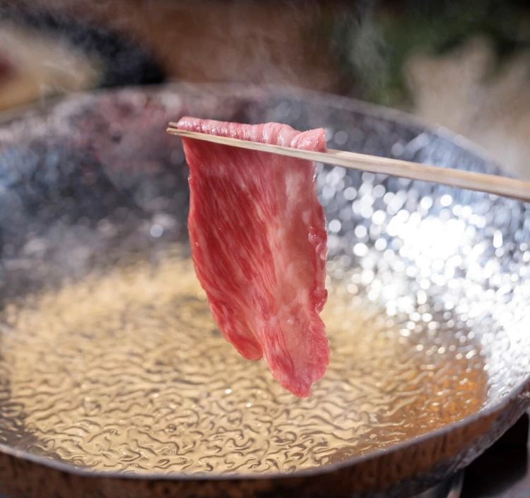 【4等級以上】特選千屋牛 肩ローススライス (300g)