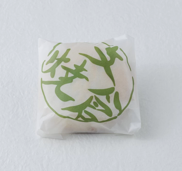 支倉焼 (3個入・アカンサス柄)