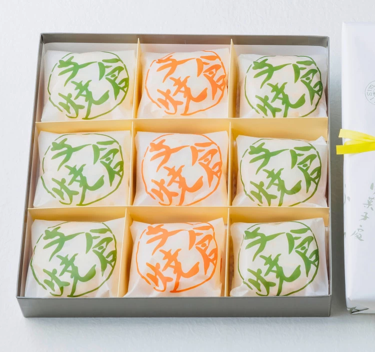 支倉焼 (18個入 9個×2段)