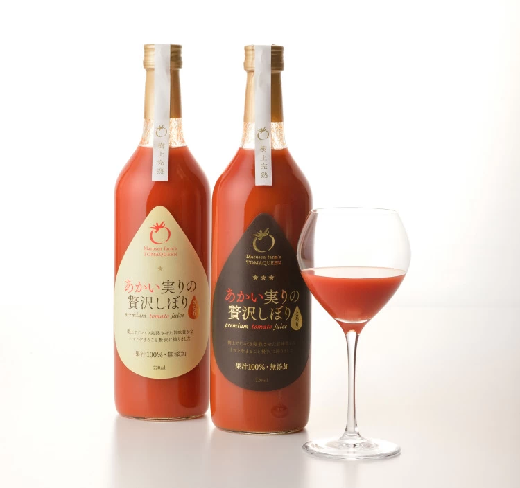 あかい実りの贅沢しぼり(とろり・黒、さらり・白)720ml各1本(化粧箱)