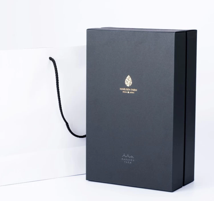 スカーレット・ティアーズ　ゴールド＆ゴールデンティアーズセット　ギフト箱入り 各720ml