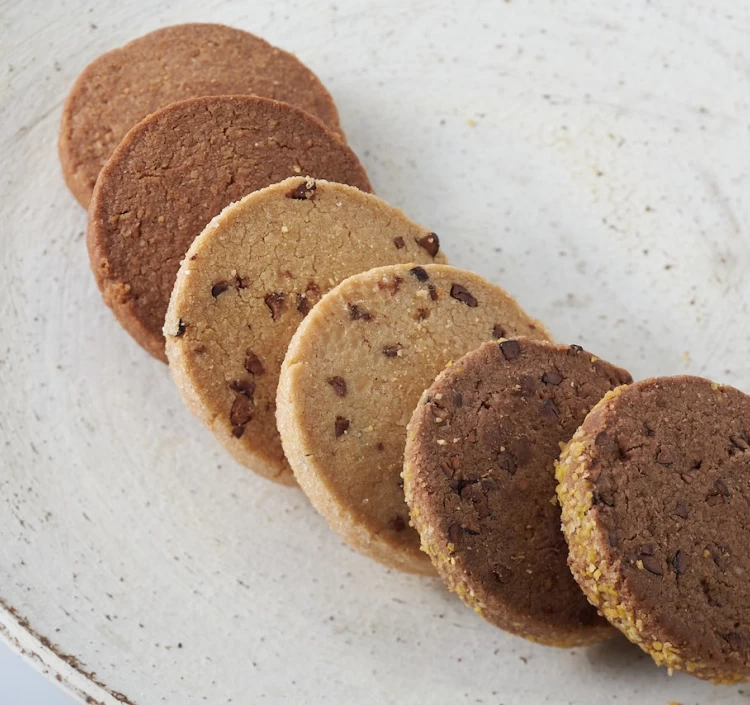 カカオサブレ缶