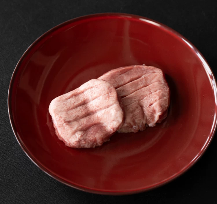 仔牛の上タン 塩麹熟成 320g（80g × 4セット）