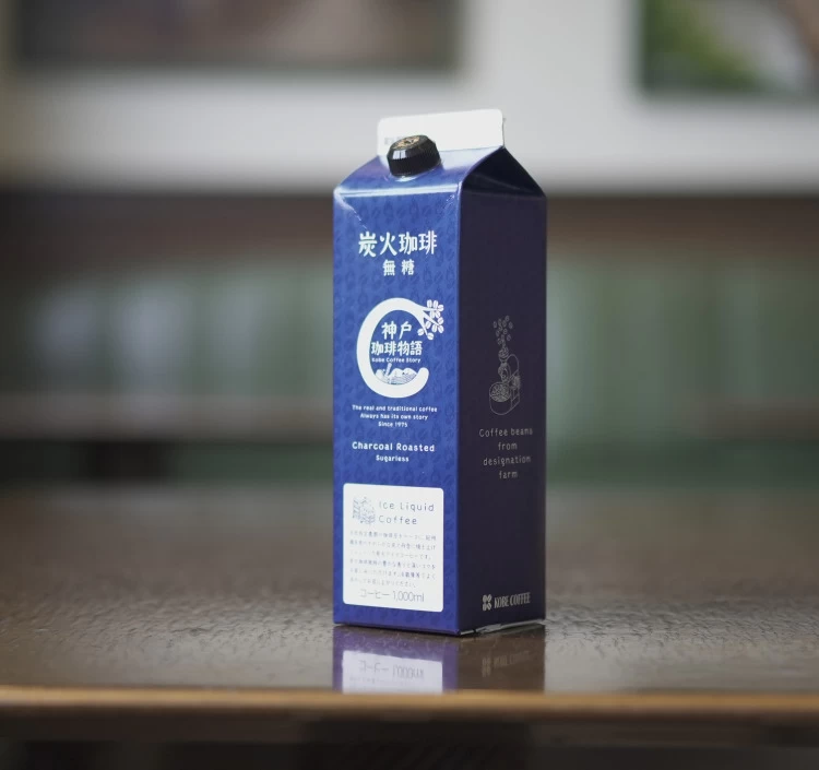 アイスリキッド 炭火珈琲 (無糖) 1,000ml