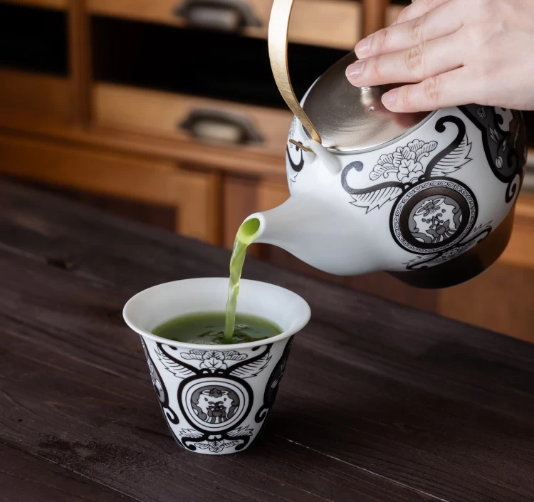 有田焼ミニパフェ「佐賀県産苺・有田町産金柑・嬉野抹茶」