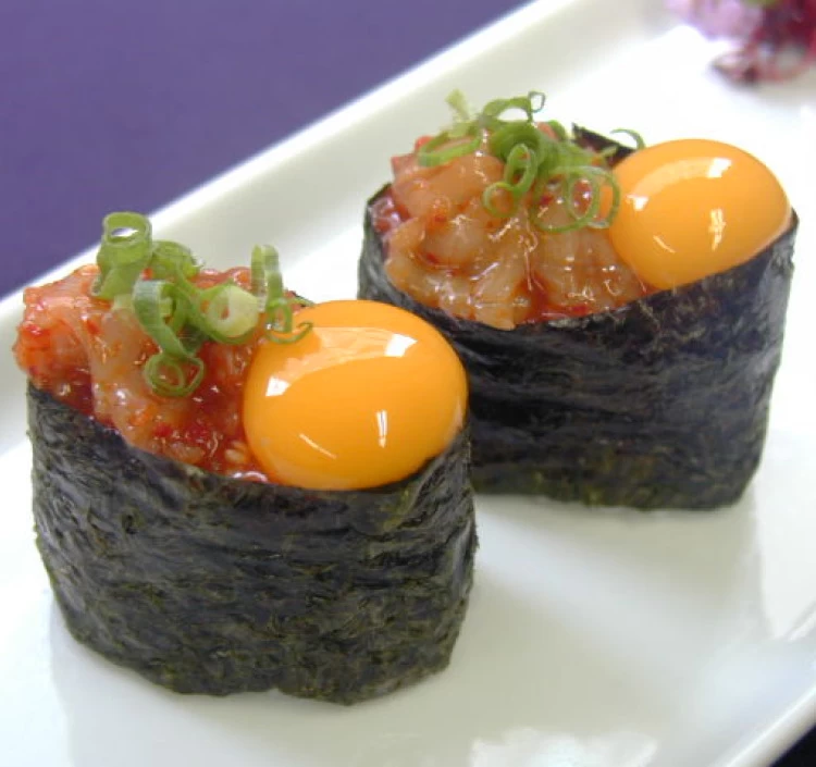 黄金かれい縁側ユッケ風  　500g