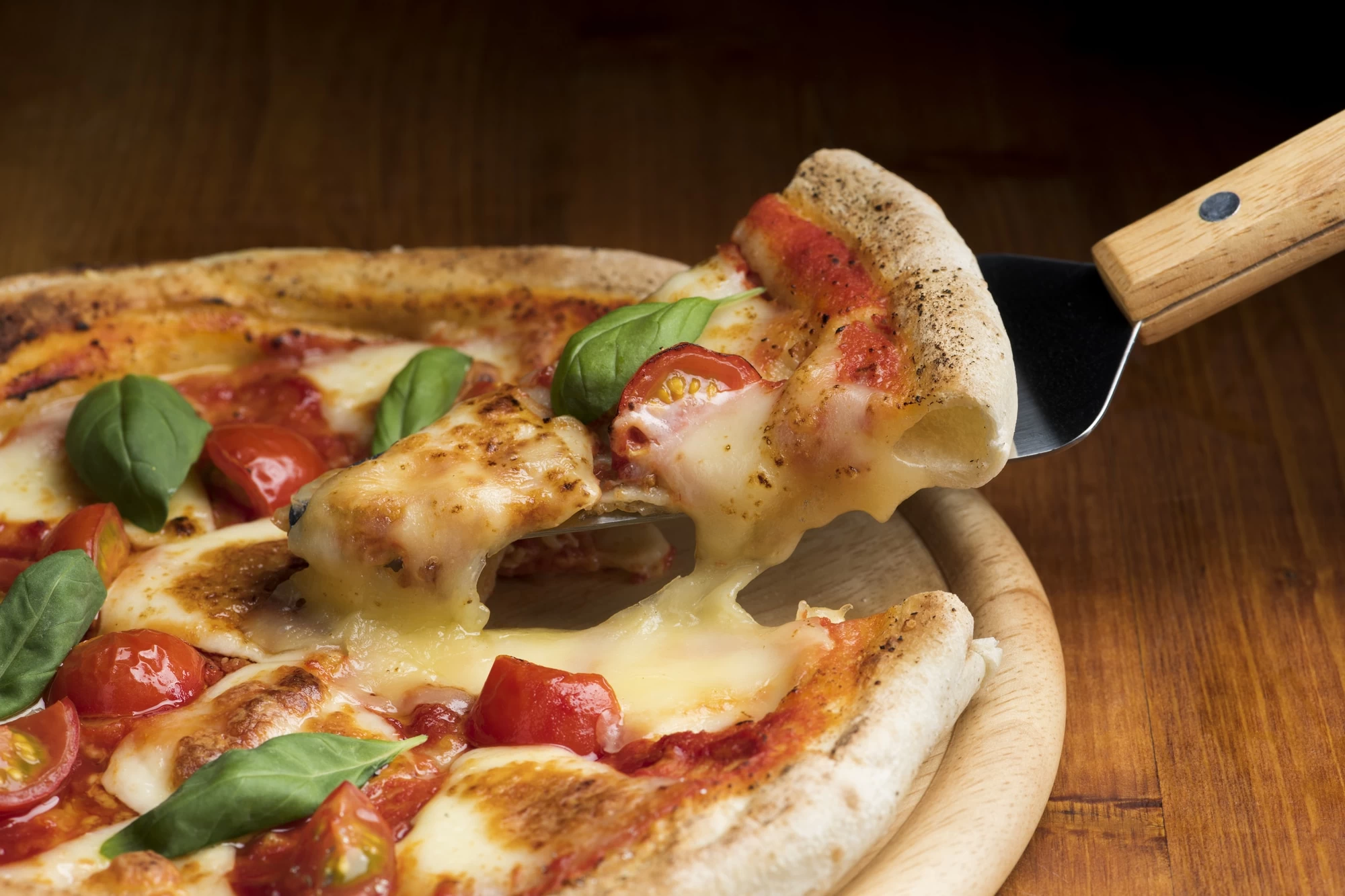 ホームパーティやディナー、軽食にぴったり！お取り寄せ・通販で楽しみたい人気のピザ＆ピザセット9選