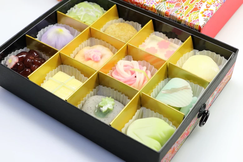 センスの良いおすすめの和菓子は？老舗、季節、詰め合わせと多彩にご紹介！　手土産に人気の和菓子31選