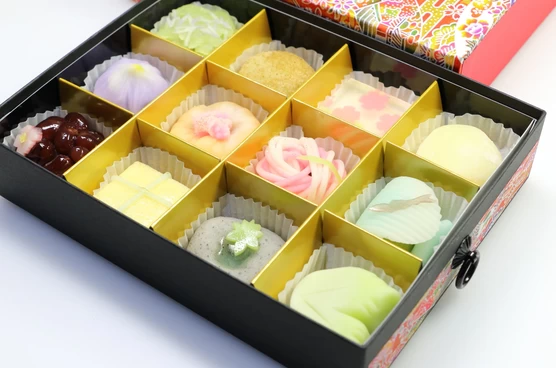 老舗、季節、詰め合わせと多彩にご紹介！　手土産に人気の和菓子29選
