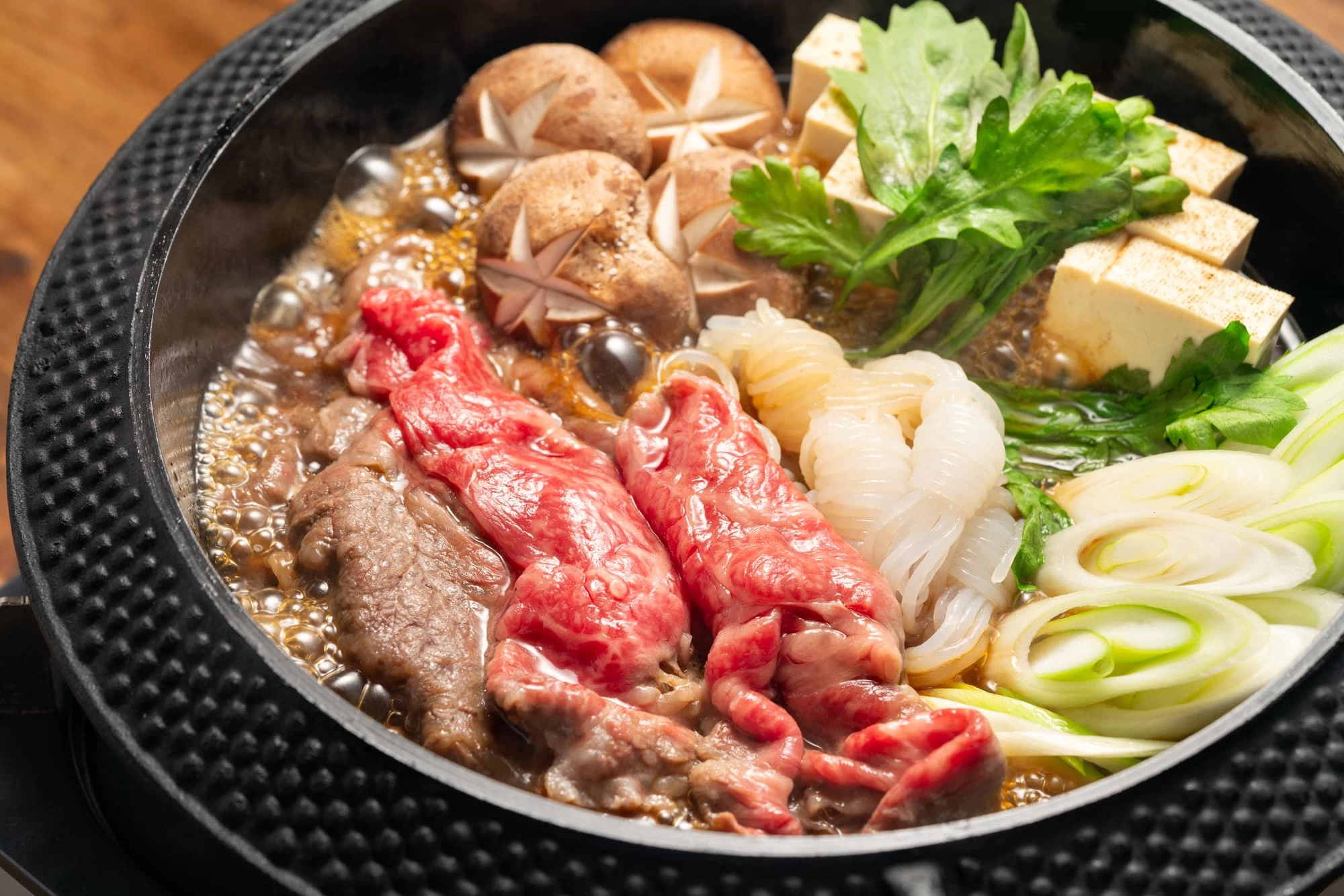 【2022～2023年冬】お取り寄せしたい人気のすき焼き肉20選｜＜厳選＞旅色お取り寄せグルメ
