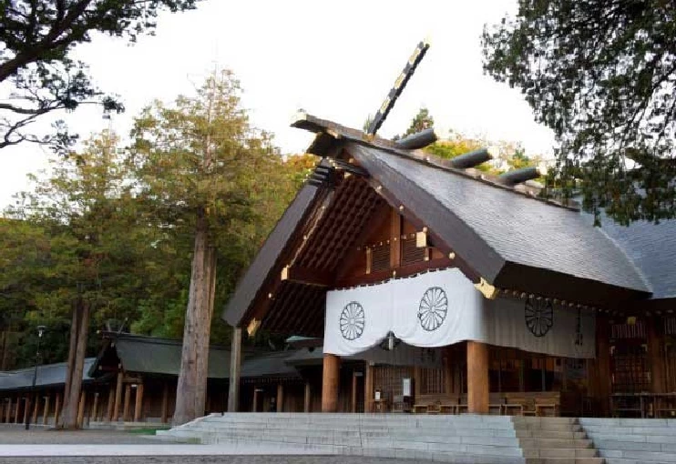 日本全国】パワースポットにおでかけ！運気の上がる神社32選