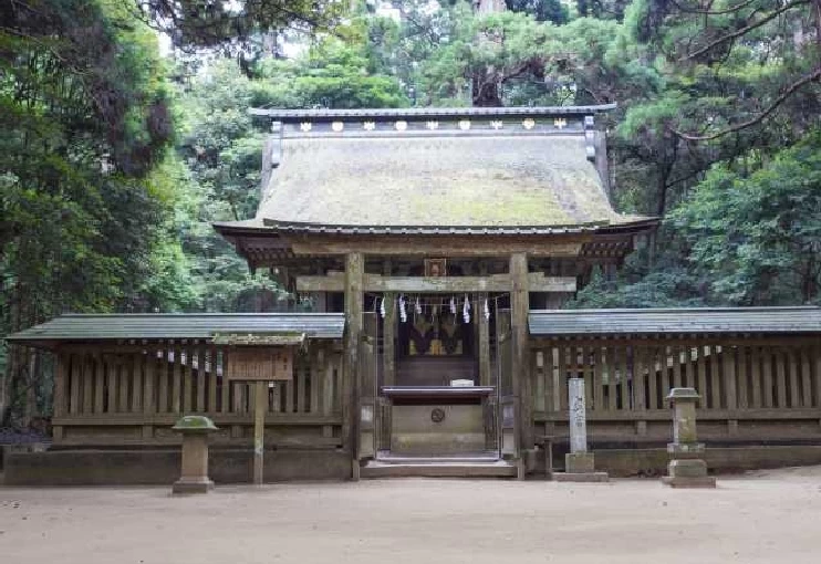 日本全国】パワースポットにおでかけ！運気の上がる神社32選