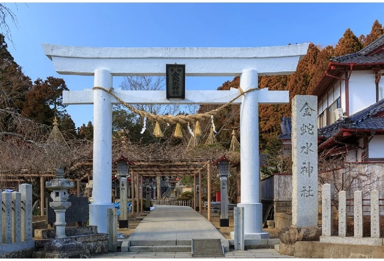 2025年・おでかけ】開運UPに期待！巳年（へび年）にまつわる神社仏閣9選