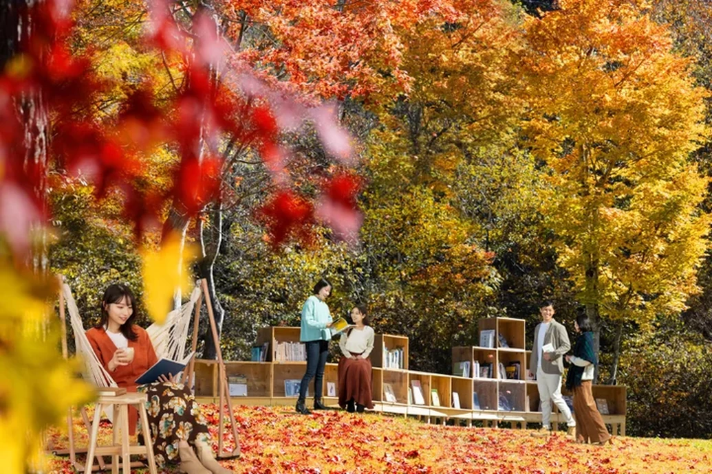 紅葉図書館【軽井沢星野エリア】