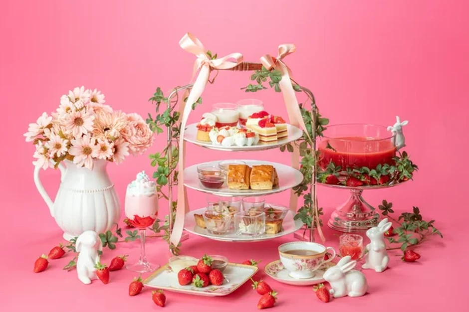 LA SUITE Strawberry Afternoon Tea【ホテル ラ・スイート神戸ハーバーランド】