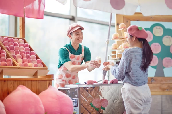 桃と会津の名産や夏の味覚が楽しめる「桃のためのジェラート屋さん」