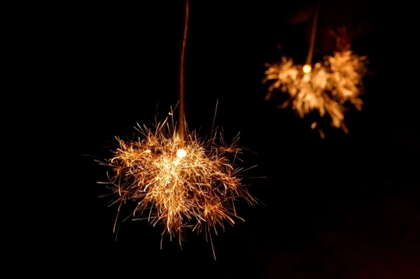 日本の花火文化を学びながら作る「線香花火作り」 （千葉）