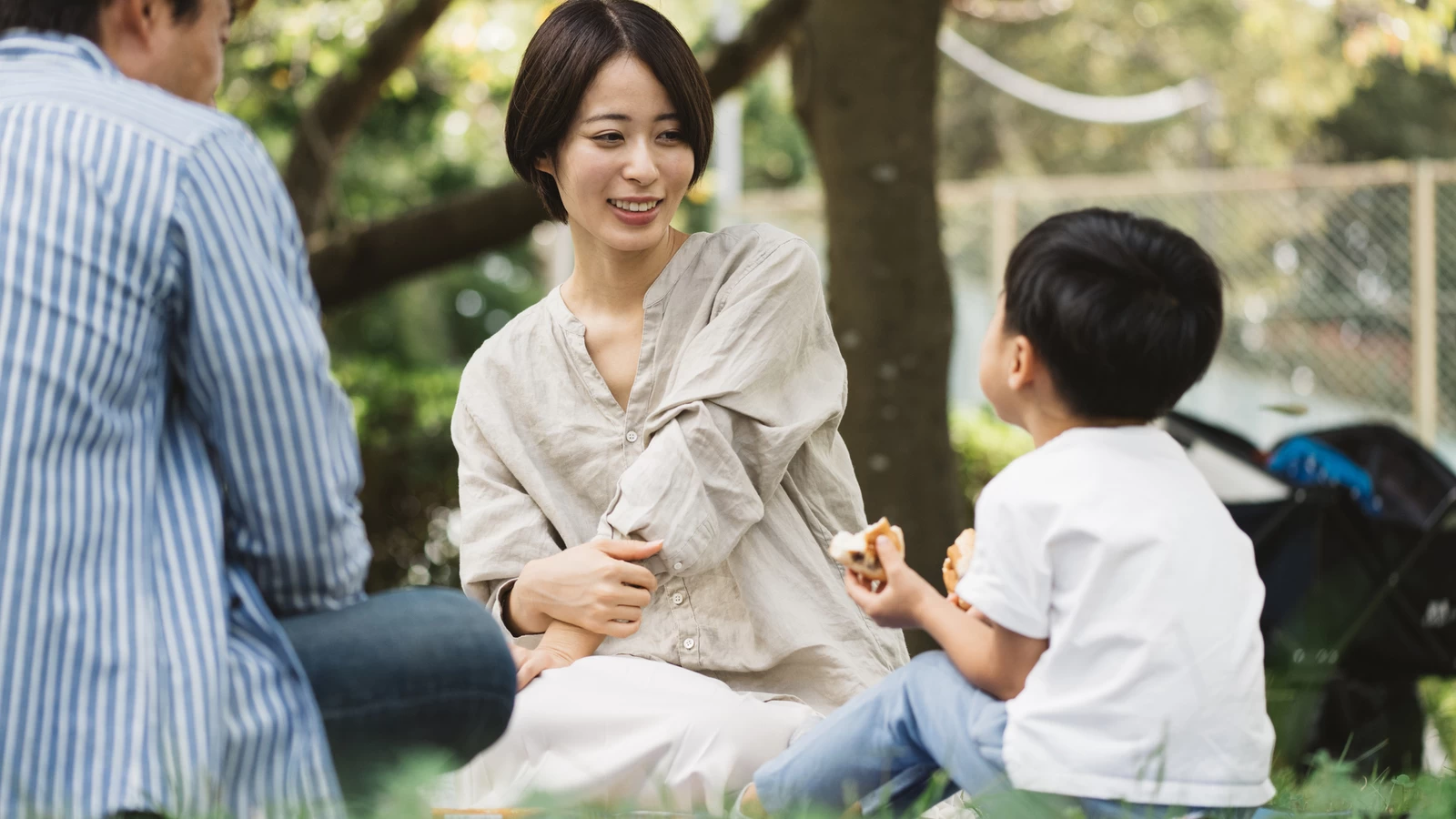 【2026年版】新宿御苑でピクニック！おすすめのテイクアウトグルメもご紹介
